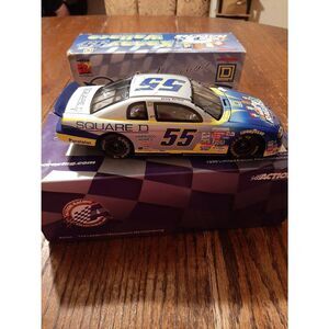 Vintage Action Collectible Kenny Wallace Square D Flyer Car Die Cast Nascar 1999